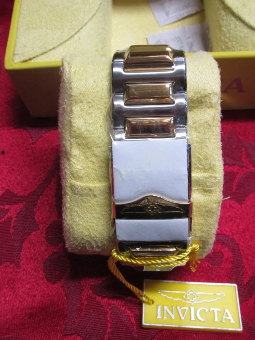 Invicta Reserve Akula 31680 Swiss Made Chronograph